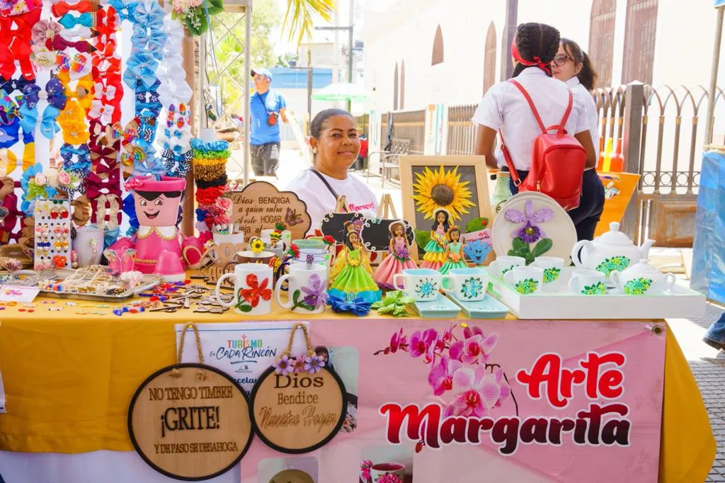 El Ministerio de Cultura está invitando a la ciudadanía a participar en la Feria Nacional de Artesanía (FENART) dedicada eeste año al “Tejido de fibras naturales”