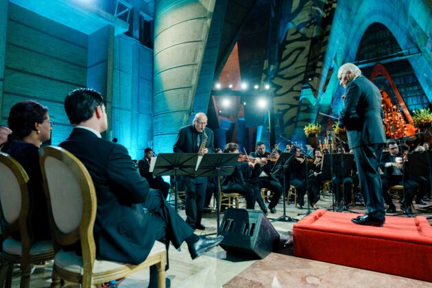 La Orquesta Sinf&oacute;nica Nacional, bajo la direcci&oacute;n del maestro Jos&eacute; Antonio Molina, estuvo acompa&ntilde;ada por el reconocido saxofonista y ganador del Latin Grammy Ed Calle.