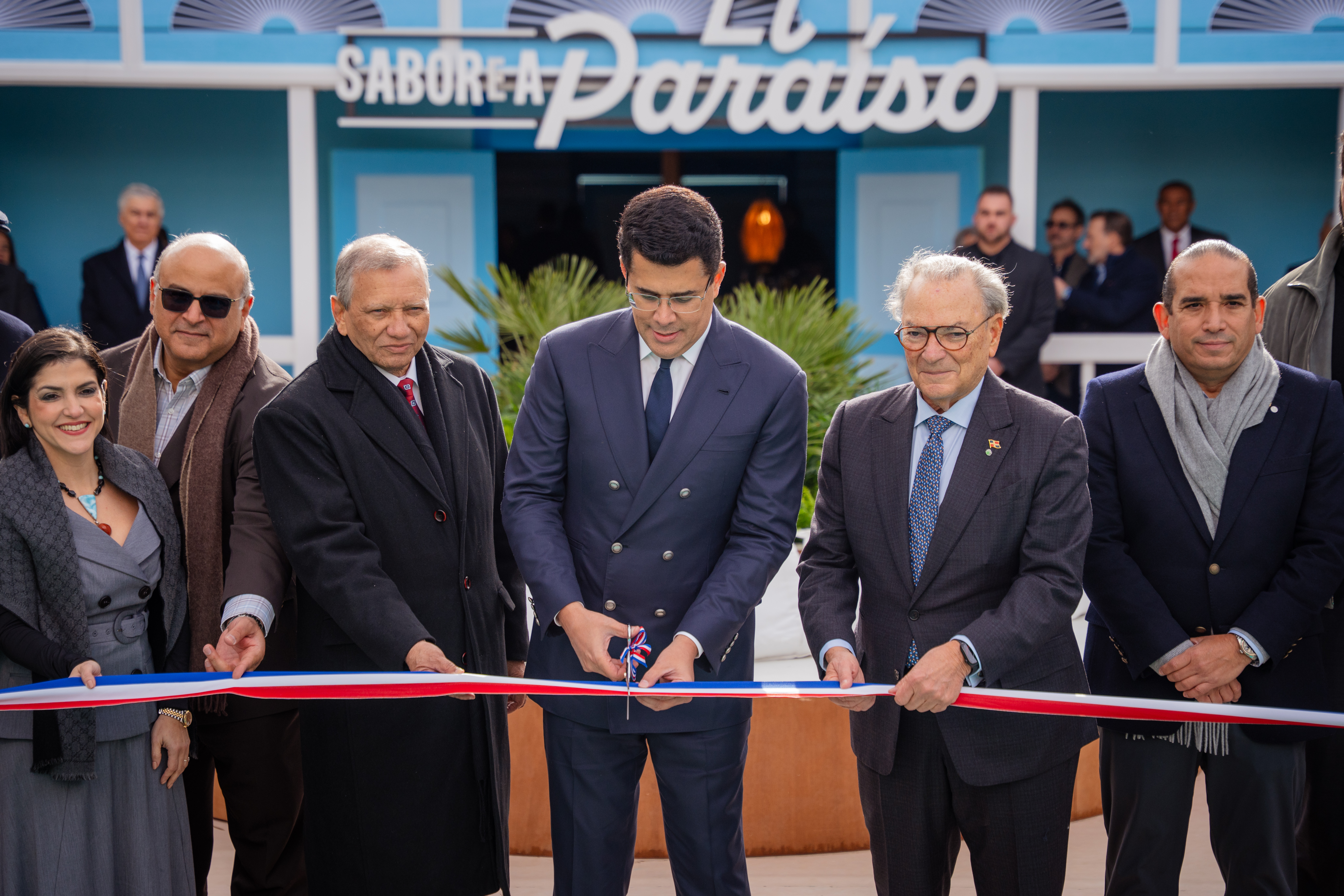 El ministro David Collado inauguró ese pedacito de Quisqueya que muestra la gastronomía y cultura dominicana y que lleva el nombre de empresario Frank Rainieri.