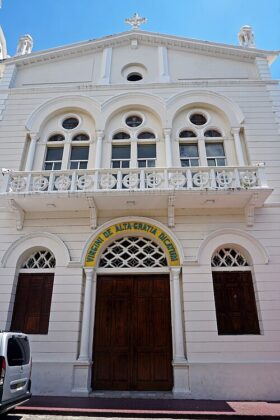 Parroquia y Santuario Arquidiocesano de Nuestra Se&ntilde;ora de la Altagracia