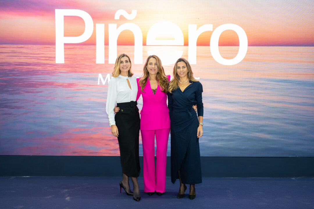Isabel, Encarna y Lydia Piñero