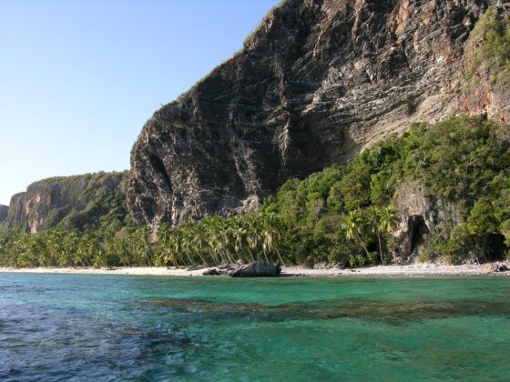 Playa Front&oacute;n en las Galeras de Saman&aacute;