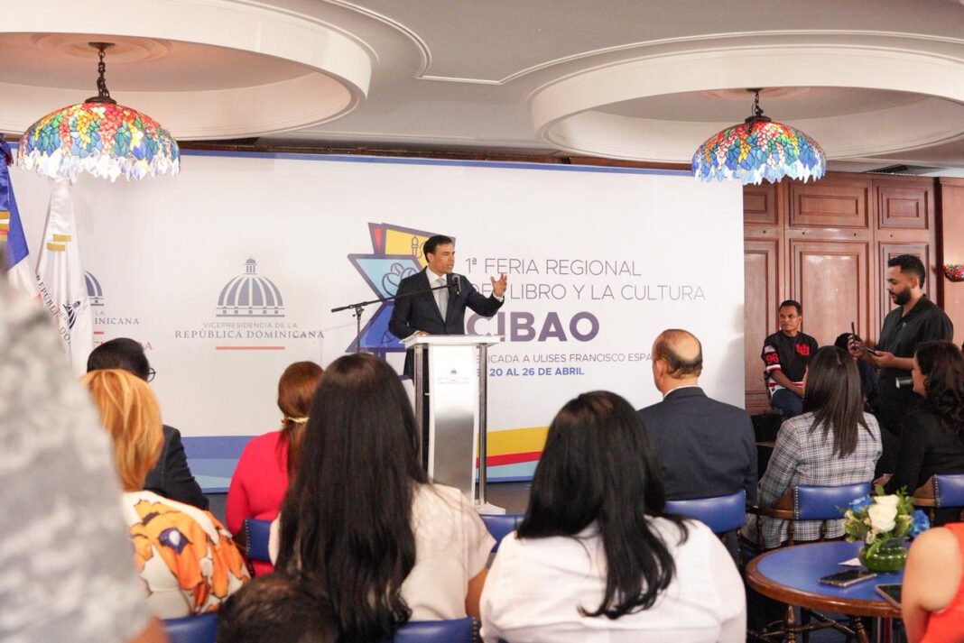 El ministro de Cultura, Roberto Ángel Salcedo, al dar la información dijo que 14 provincias del Cibao estarán involucradas en la Feria