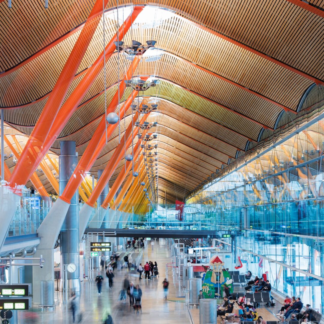 Aeropuerto Adolfo Suarez Madrid-Barajas administrado por AENA