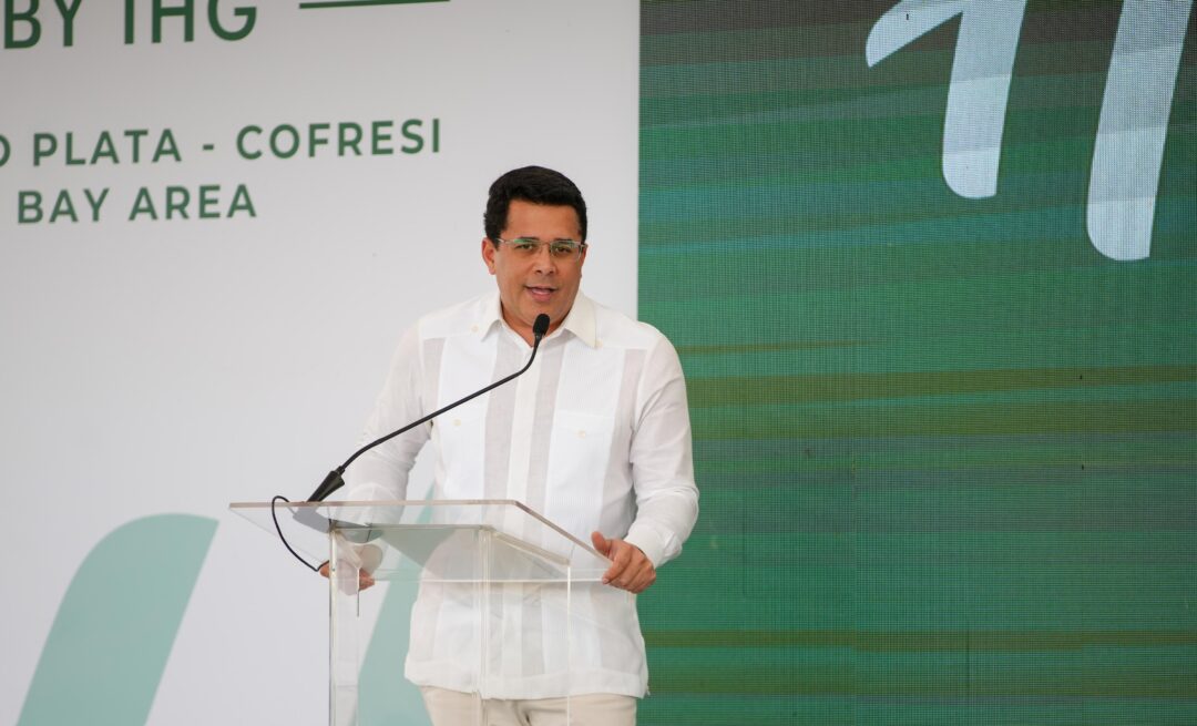 David Collado durante la inauguración del nuevo hotel Holiday Inn Puerto Plata – Cofresí Bay Area by IHG.