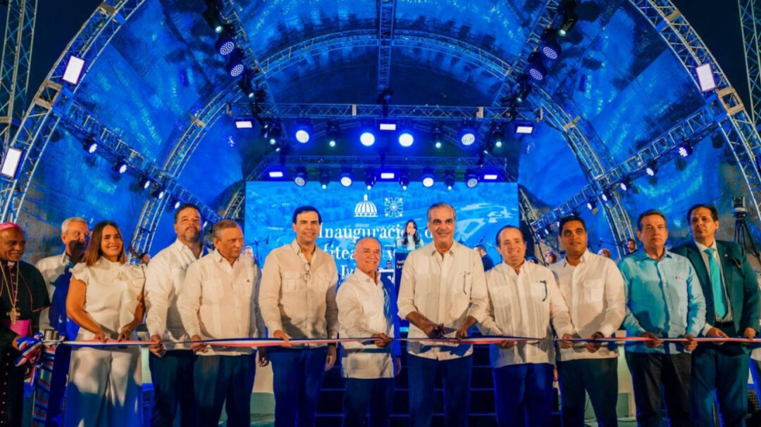 Presidente Abinader inaugura anfiteatro La Gaviota en Ciudad Juan Bosch jpg