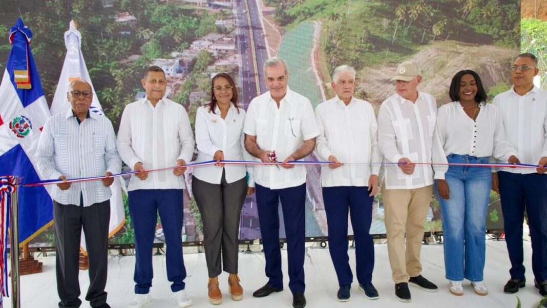 La intervención de la vía de entrada a Samaná forma parte de la estrategia del Ministerio de Obras Públicas y Comunicaciones para modernizar la infraestructura vial y potenciar polos turísticos clave.