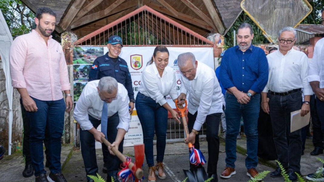 El presidente Luis Abinader encabezó el inicio de la construcción del Parque Lineal ZooBotánico de Moca