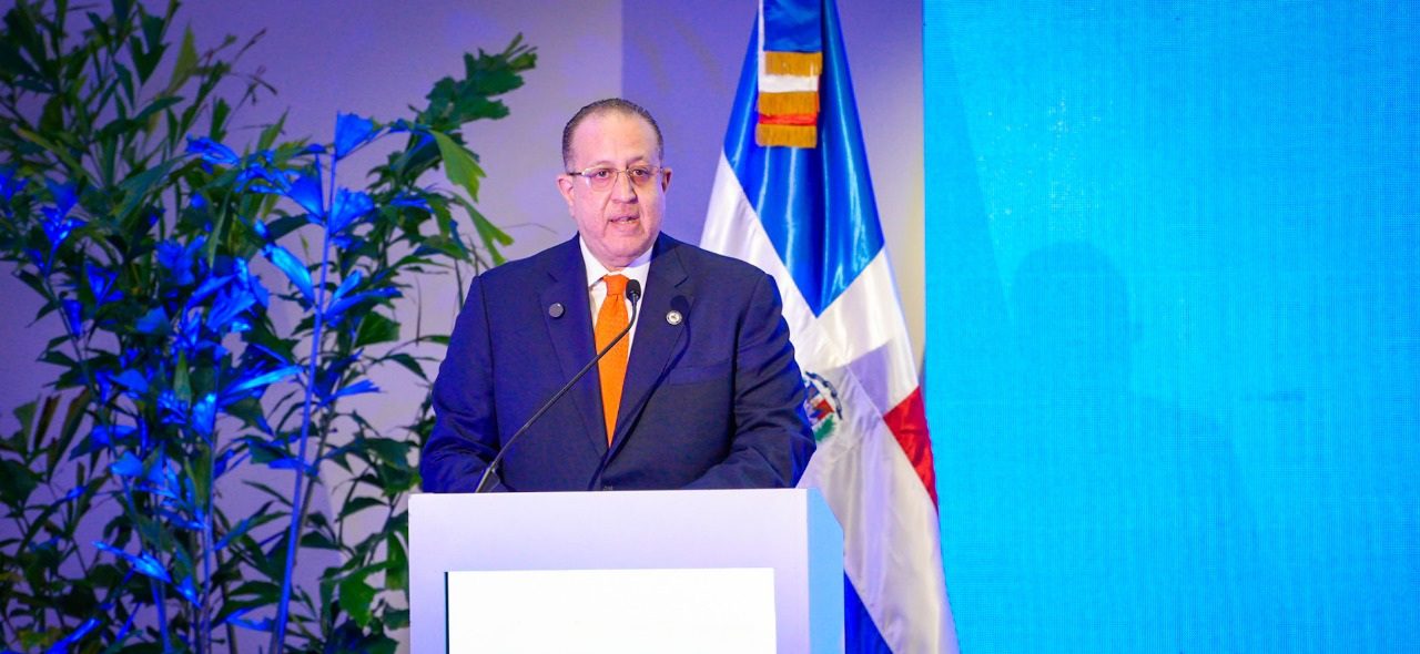 Magín Díaz, ministro de Hacienda de la República Dominicana.