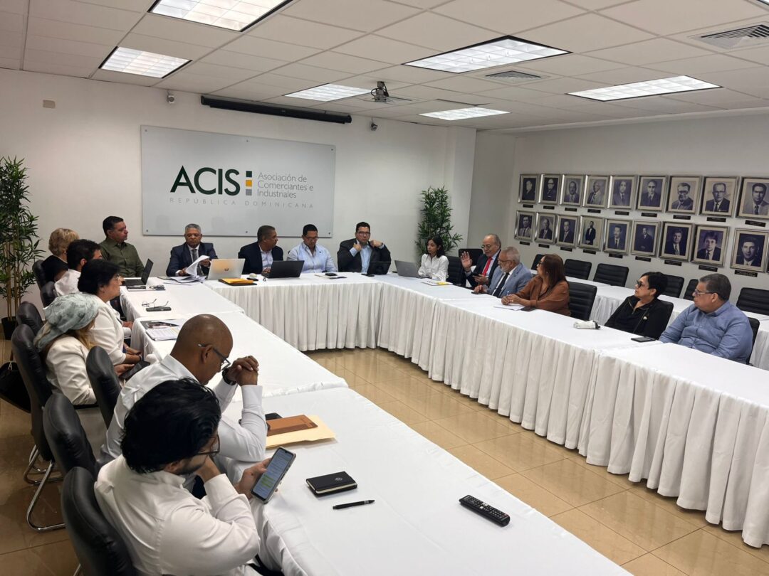 Primera reunión de los integrantes de la Alianza Turismo de Salud de Santiago