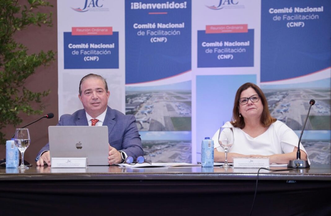 Héctor Porcella, presidente de la JAC y del CNF,