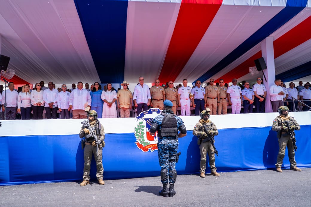 El presidente Luis Abinader encabezó los actos de celebración del 182.º aniversario de la Batalla del 19 de Marzo en Azua.