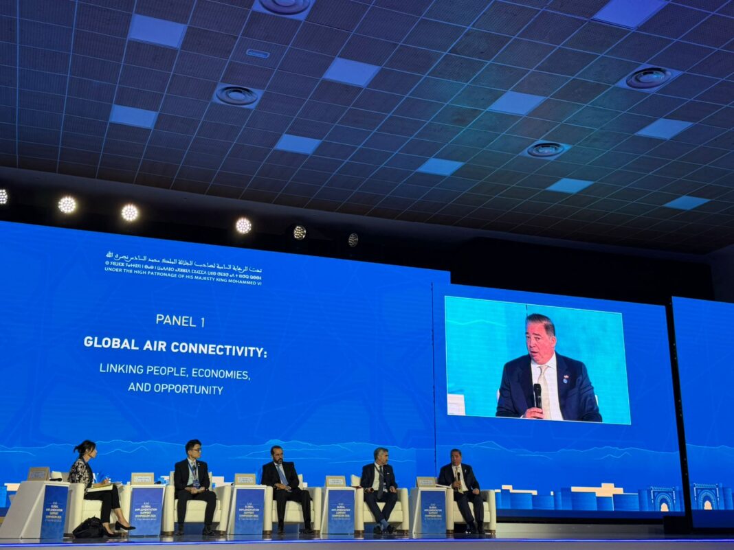 Héctor Porcella expone en el Simposio Mundial de Apoyo a la Implementación (GISS 2026), organizado por la Organización de Aviación Civil Internacional (OACI), en Marrakech, Marruecos.