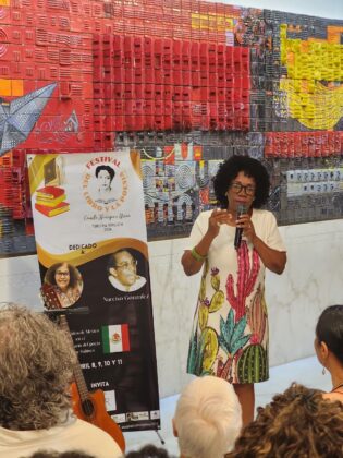Ana Mar&iacute;a Henr&iacute;quez, gestora cultural y organizadora del Festival Camila Henr&iacute;quez Ure&ntilde;a.