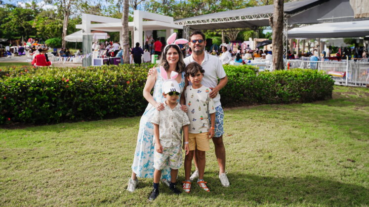 Nicole Rizik, Javier Batista, Milo Batista y Javier Nicolas Batista