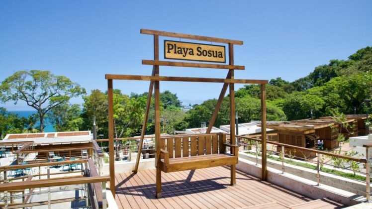 Nueva vista de la entrada de Playa Sos&uacute;a luego de las inversiones hechas en el rescate del &aacute;rea por parte del Ministerio de Turismo