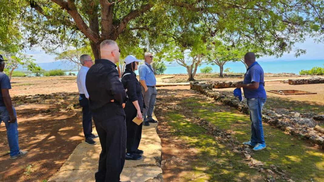 Recorrido de experto internacional, el arqueólogo turco Harun Özdaş fortalece los esfuerzos del Estado para resaltar el valor histórico y subacuático del sitio.