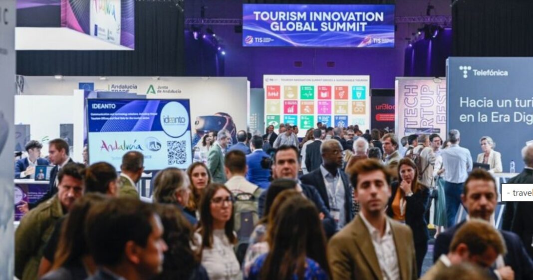La nueva generación del 'travel & hotel tech' llegará a Sevilla con la nueva edición de TIS2026, una feria por excelencia en tecnología e innovación turística que celebrará su séptima edición del 6 al 8 de octubre de 2026 en FIBES.