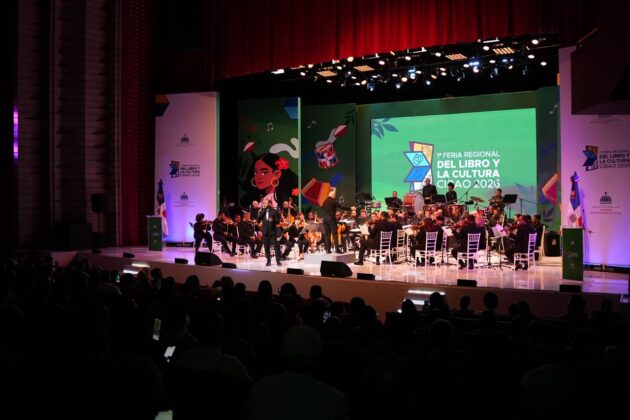 El arte estuvo presente en la primera Feria Regional del Libro y la Cultura Cibao 2026