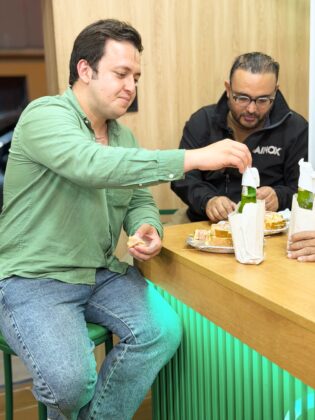 Calixtro Serna y el chef Saverio Stassies