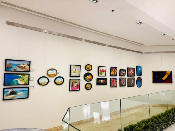 Exposici&oacute;n de Arte Di&aacute;logo Paralelo en el hotel Crowne Plaza Santo Domingo