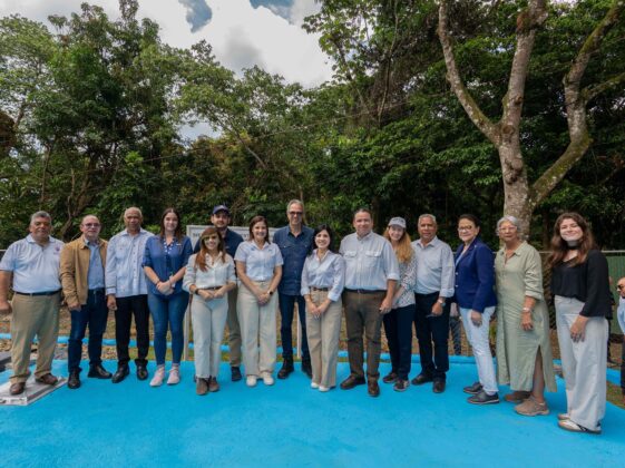 La inauguraci&oacute;n cont&oacute; con representantes del Fondo Agua Yaque del Norte (FAYN), Plan Sierra, la Agencia Francesa de Desarrollo (AFD), autoridades municipales, l&iacute;deres comunitarios y ejecutivos del Grupo Popular y la Fundaci&oacute;n Popular.
