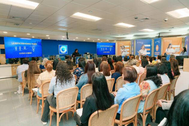 Las participantes recibieron una charla sobre emprendimiento y liderazgo femenino, adem&aacute;s de una presentaci&oacute;n sobre identidad de marca.
