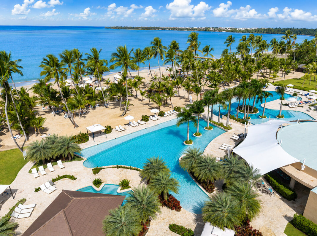 La cadena hotelera llega a la principal feria turística del Cibao, a realizarse el próximo 12 y 13 de junio, con un producto renovado, propuestas especiales y un equipo comercial enfocado en fortalecer alianzas con agencias, operadores y mayoristas del país. Foto: Fuente Externa.