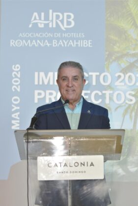 Andr&eacute;s Fern&aacute;ndez, presidente de la AHRB