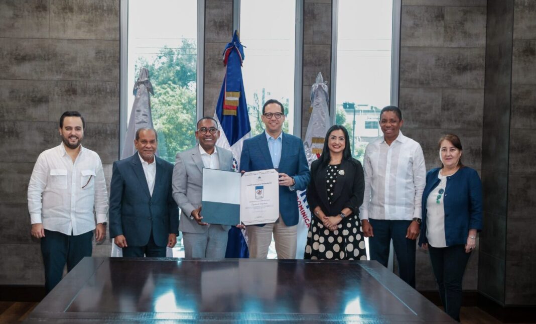 el DA, luego de haber recibido el premio nacional a la calidad, va en ascendencia.
