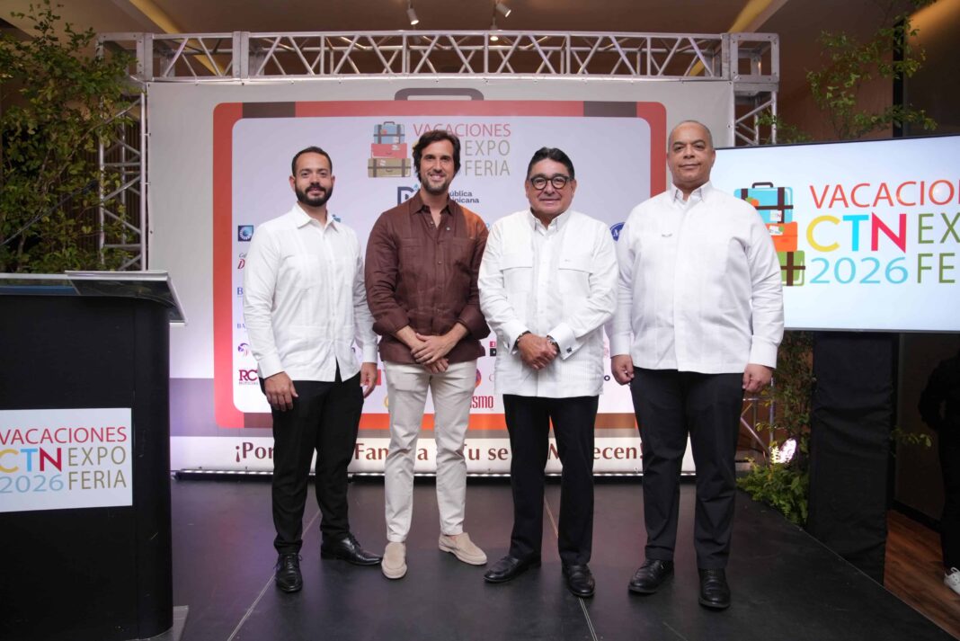 En la apertura de Vacaciones CTN Expo Feria 2026 figuran Gary De Arriba, William Ramos, Miguel Calzada y Opinio Antonio Díaz (Fuente externa)