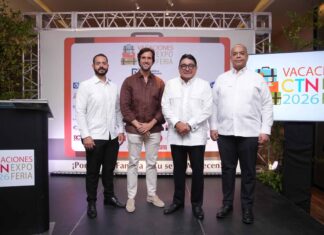 Vacaciones CTN Expo Feria 2026 abre sus puertas con una apuesta por el turismo familiar, las experiencias y las ofertas de viaje En la apertura de Vacaciones CTN Expo Feria 2026 figuran Gary De Arriba, William Ramos, Miguel Calzada y Opinio Antonio Díaz (Fuente externa)