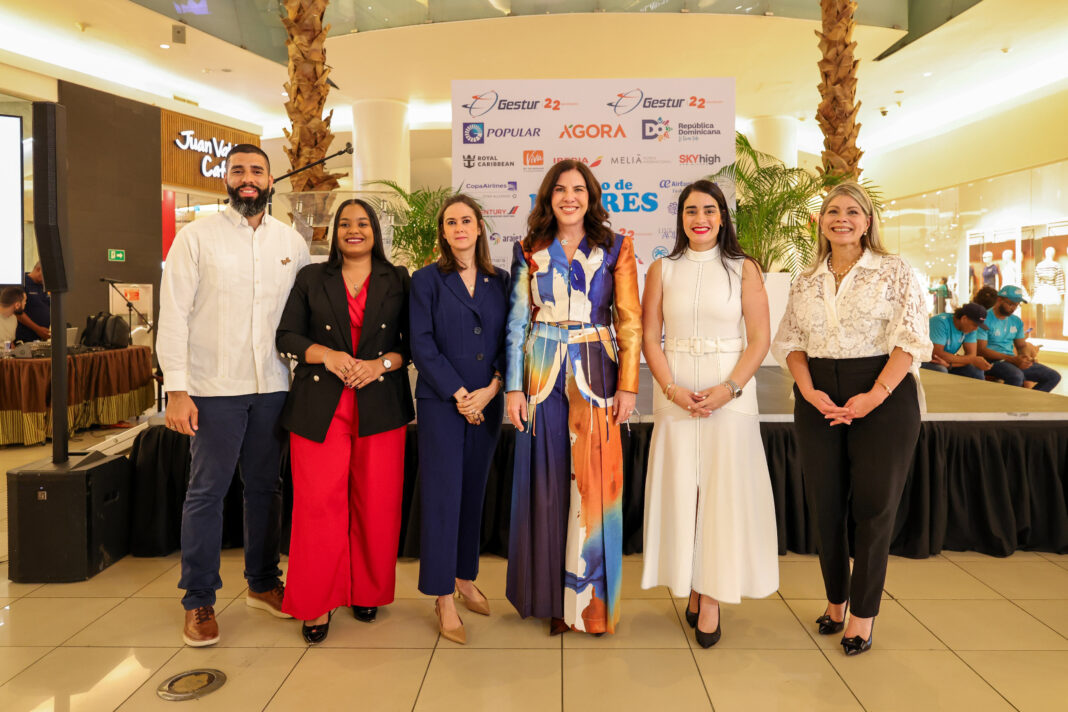 Kelvin Santelises, Rosa González, Alicia Figueroa, Theresa Sullivan, Cesarina Beauchamp, Ana Adela Vásquez