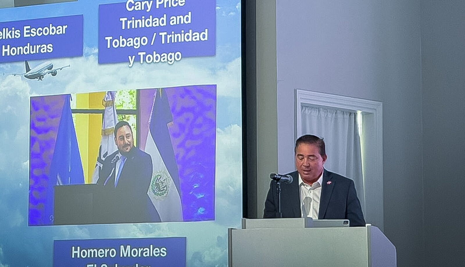 Héctor Porcella, presidente de la Junta de Aviación Civil (JAC),