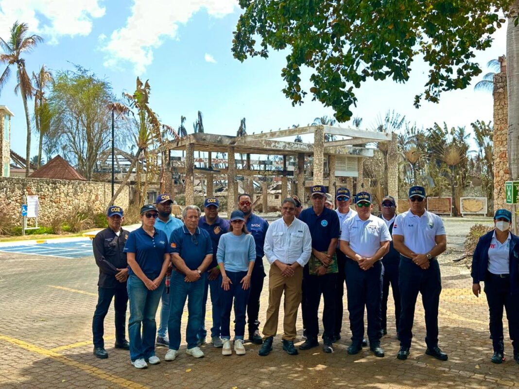 Las autoridades confirman que luego de sofocado el incenido, en el destino turístico y las actividades comerciales en Bayahibe y sus alrededores se mantienen sin novedades, operando de manera segura y completamente normal.
