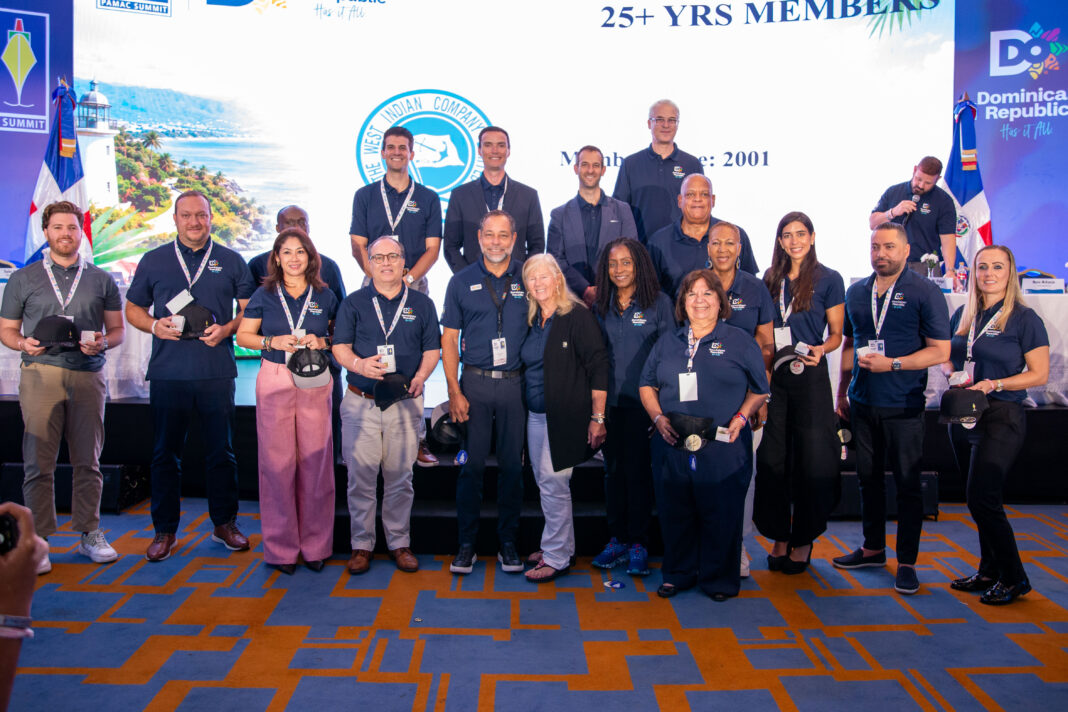 El Platinum Associate Membership Advisory Council (PAMAC) es el grupo élite de miembros Platinum de la Florida-Caribbean Cruise Association (FCCA), asociación que agrupa a las principales líneas de cruceros del mundo
