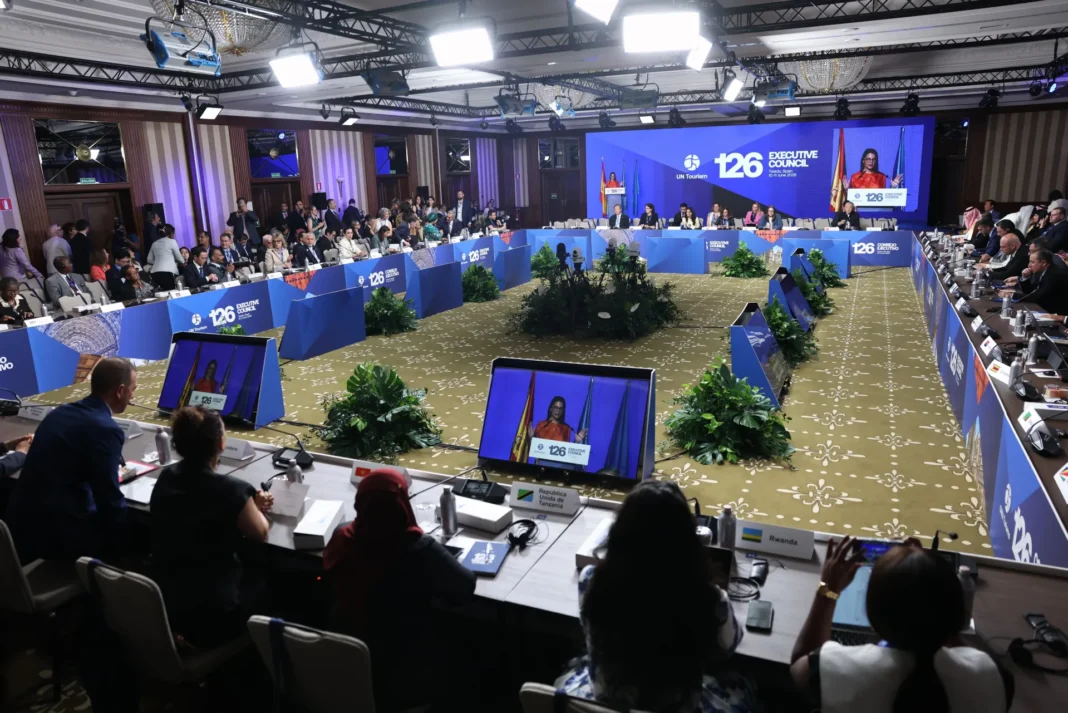 En la reunión del Consejo Ejecutivo La secretaria general de ONU Turismo, Shaikha Al Nowais, subrayó la capacidad de recuperación del turismo y ha defendido que este sector «siempre será una herramienta para la paz» por su capacidad de intercambio cultural.