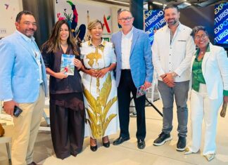 Santiago recibe su guía turística oficial durante la muestra comercial Expoturismo 2026 La guía turística de Santiago disponible en formatos impresos y digital, así como en español e inglés, fue dada a conocer ante representantes del sector turístico, autoridades, empresarios, medios de comunicación y visitantes