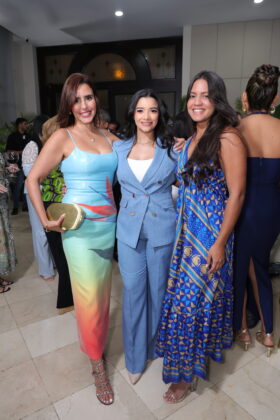 Laura Bonnelly, Lady Diana Mart&iacute;nez y Mabel Frias