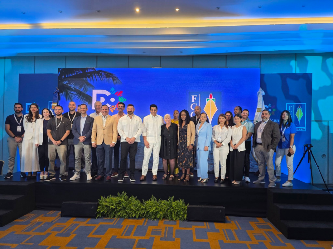 El PAMAC Cruise Summit Puerto Plata 2026 de la FCCA reúne hasta mañana viernes a altos ejecutivos y representantes de líneas como Royal Caribbean Group, Carnival Corporation & plc, Norwegian Cruise Line Holdings, MSC Cruises, Disney Cruise Line, Princess Cruises y Margaritaville at Sea, entre otras.