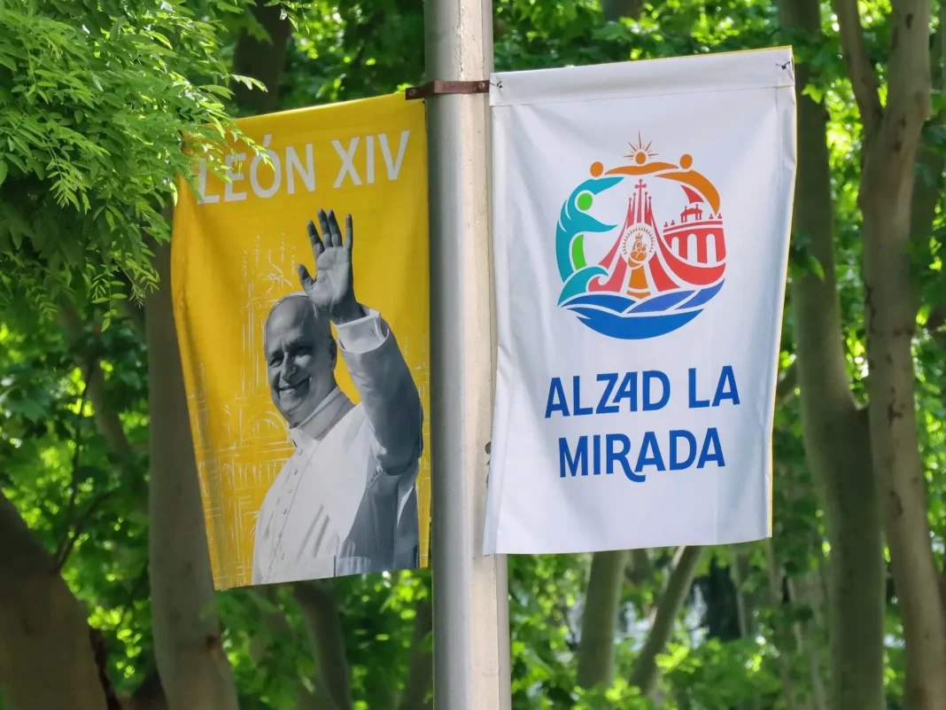 A nivel mundial, las visitas papales también han demostrado ser importantes motores económicos.