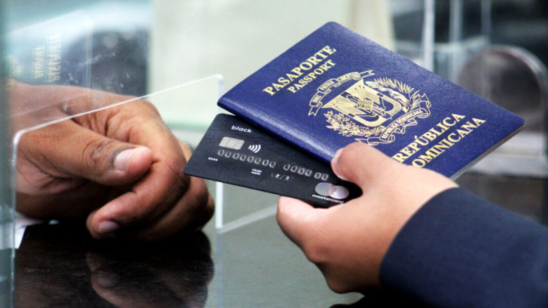 Con la distinción, High Security Printing Latin America Award al Pasaporte dominicano en la categoría Best New ID/Travel Document Series, la República Dominicana consolida su posición como referente regional en materia de modernización documental, validando el esfuerzo institucional realizado para dotar al país de un pasaporte de última generación.