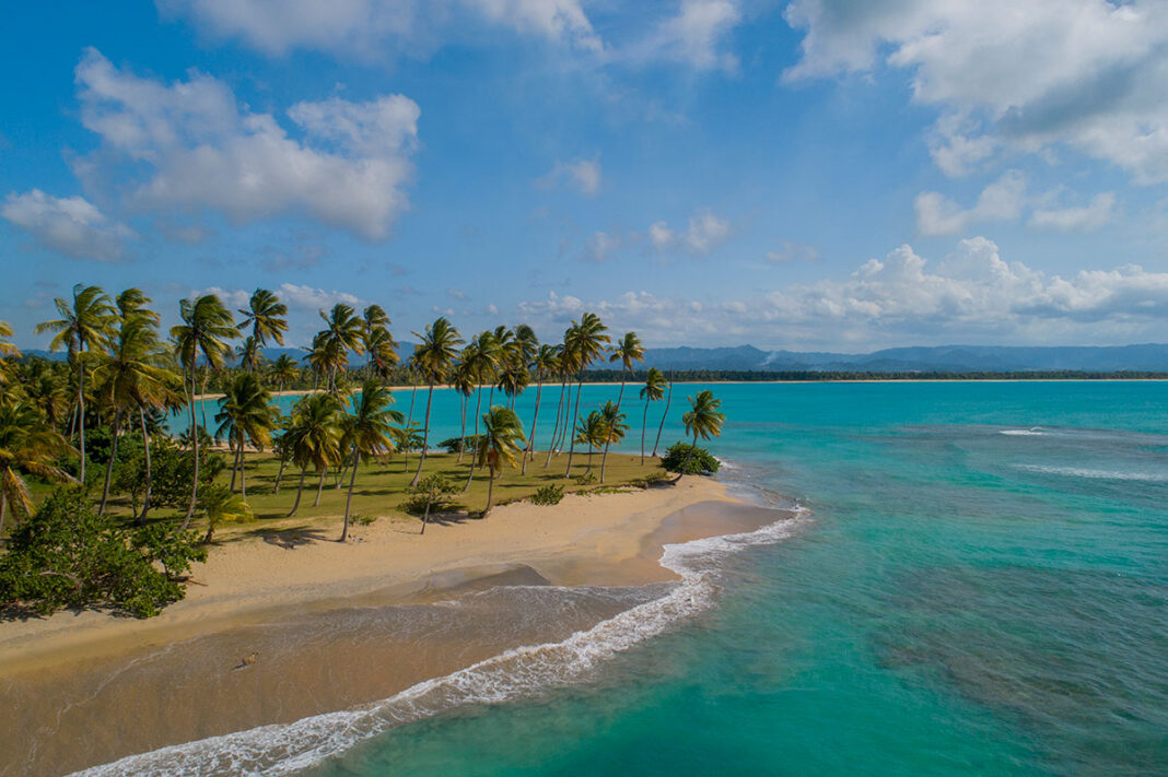 Vista de Playa Esmeralda, una de las zonas de desarrollo hotelero en Miches.