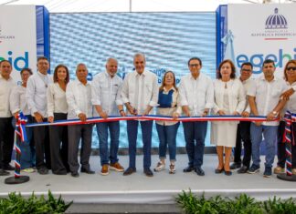 Abinader inaugura carretera Carrizal–La Piedra–La Guázuma, que impulsa producción agríca y fortalece potencial ecoturístico de la sierra de Santiagoo La obra representa un importante impulso para el desarrollo socioeconómico de la sierra de Santiago impulsando el potencial ecoturístico y productivo de las comunidades de montaña ubicadas en la cuenca del río Yaque del Norte.