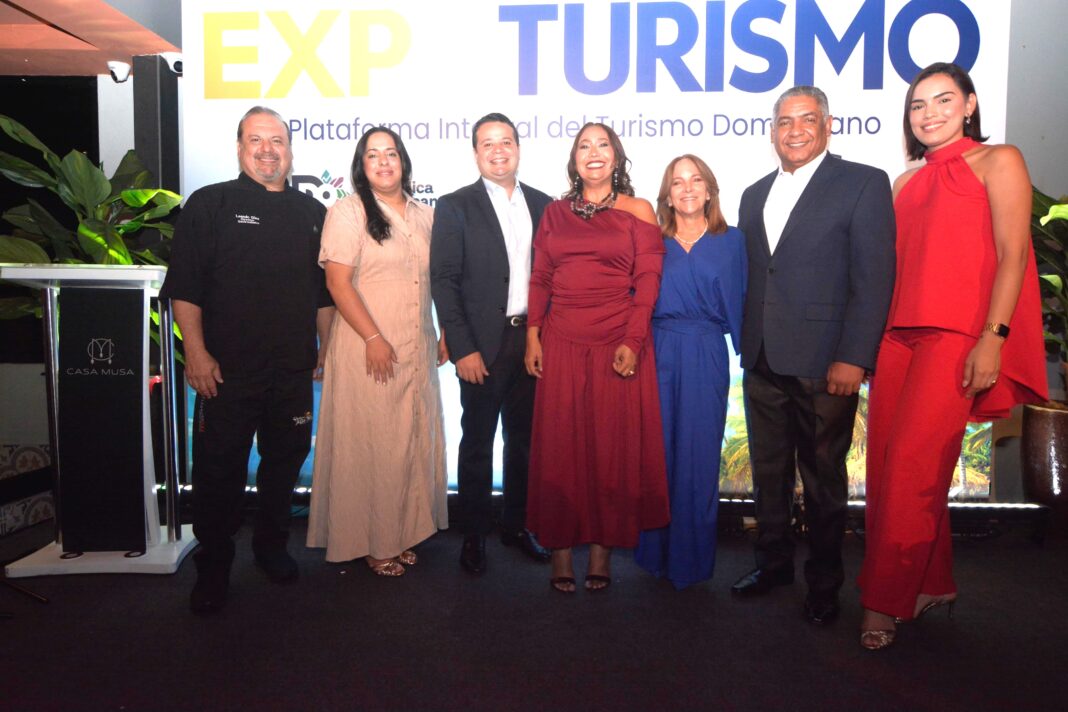 Durante 28 años, Expoturismo se ha consolidado como el escenario donde miles de consumidores encuentran atractivas oportunidades para viajar, vacacionar y conocer las mejores propuestas del mercado turístico.