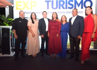 Santiago desde hoy en el centro de la agenda del turismo dominicano con la apertura de Expoturismo 2026 Durante 28 años, Expoturismo se ha consolidado como el escenario donde miles de consumidores encuentran atractivas oportunidades para viajar, vacacionar y conocer las mejores propuestas del mercado turístico.