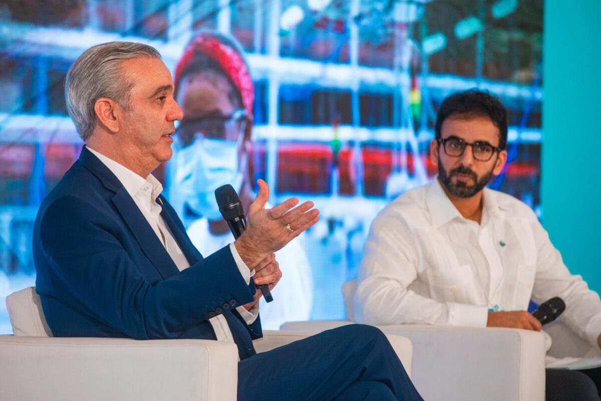 Imagen del presidente Abinader durante su participación en el WGS en octubre pasado, evento en el que valoró la confianza del World Governments Summit y de los Emiratos Árabes Unidos al elegir a Punta Cana como sede del encuentro y resaltó el papel del Centro de Análisis para Políticas Públicas y del Grupo Puntacana como aliados estratégicos.