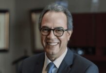 José Mármol será el autor homenajeado de la Feria Internacional del Libro Santo Domingo 2026 La designación del poeta ensayista José Mármol fue aprobada de manera unánime por la Comisión de Selección del Autor Homenajeado en reconocimiento a su destacada trayectoria literaria e intelectual