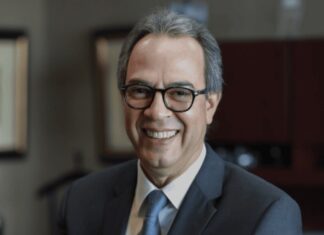 José Mármol será el autor homenajeado de la Feria Internacional del Libro Santo Domingo 2026 La designación del poeta ensayista José Mármol fue aprobada de manera unánime por la Comisión de Selección del Autor Homenajeado en reconocimiento a su destacada trayectoria literaria e intelectual