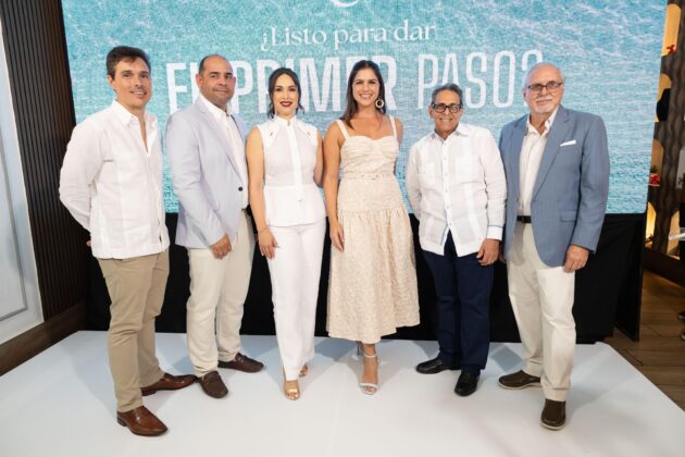 Arq. Xavier Brugal, Cor. Manuel Figuereo, Arq. Jenny Castillo, Anier Barrios, Ing. Oscar Patxot, Ing. Luis Jos&eacute; Brugal